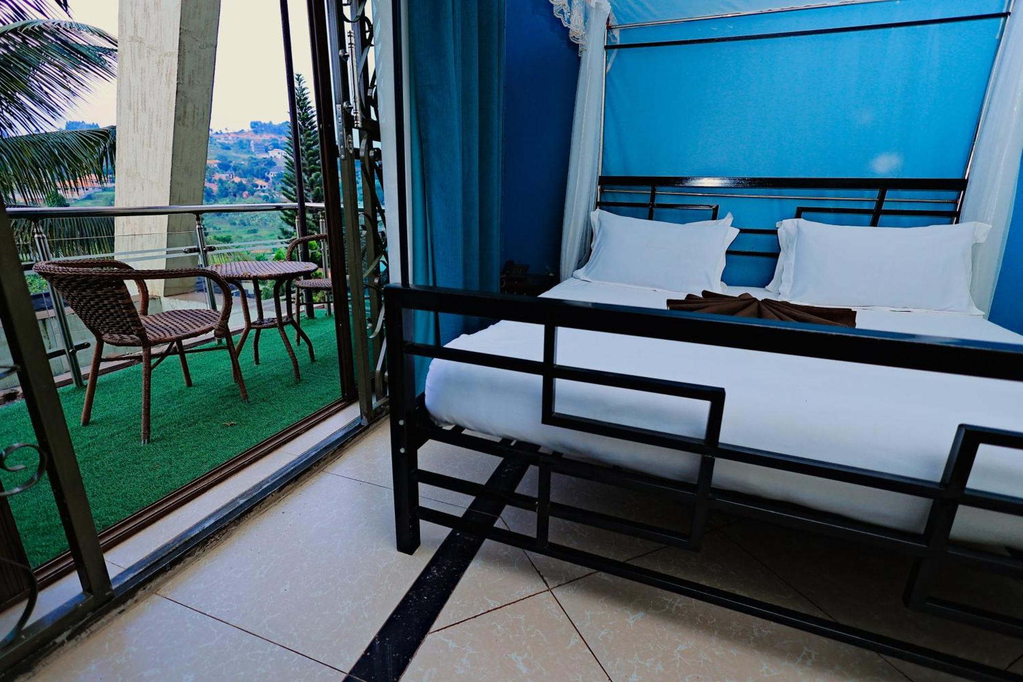Shine Country Resort Hotel Naziba Exteriér fotografie