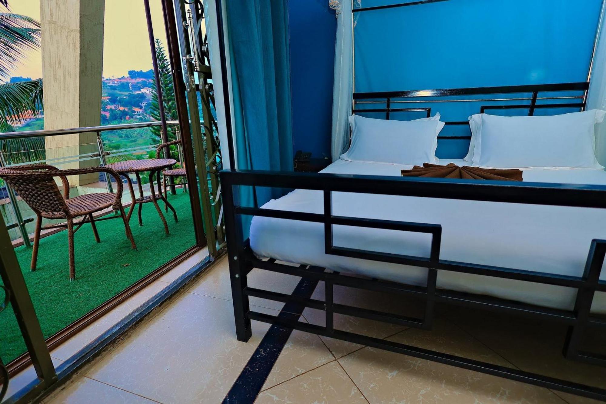 Shine Country Resort Hotel Naziba Exteriér fotografie